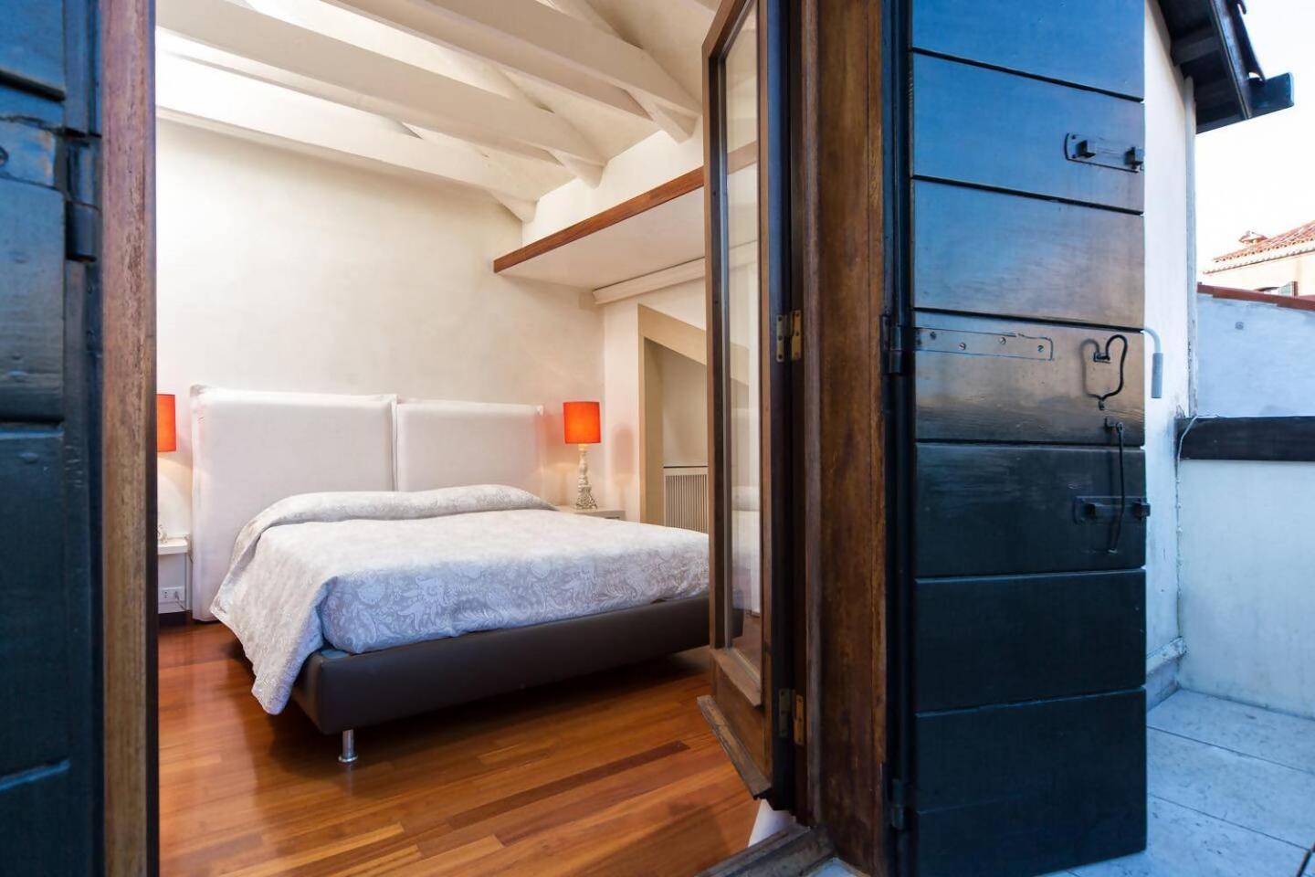 Terrazza Fenice Apartment *