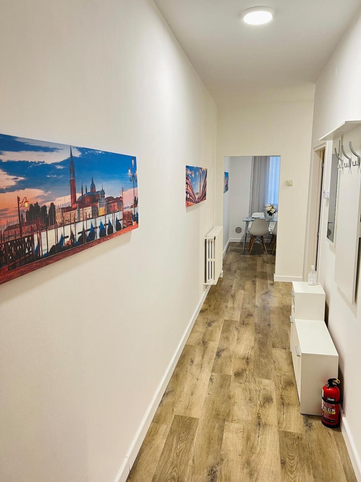 Apartment Gabriel House - Parking And Station Venedig