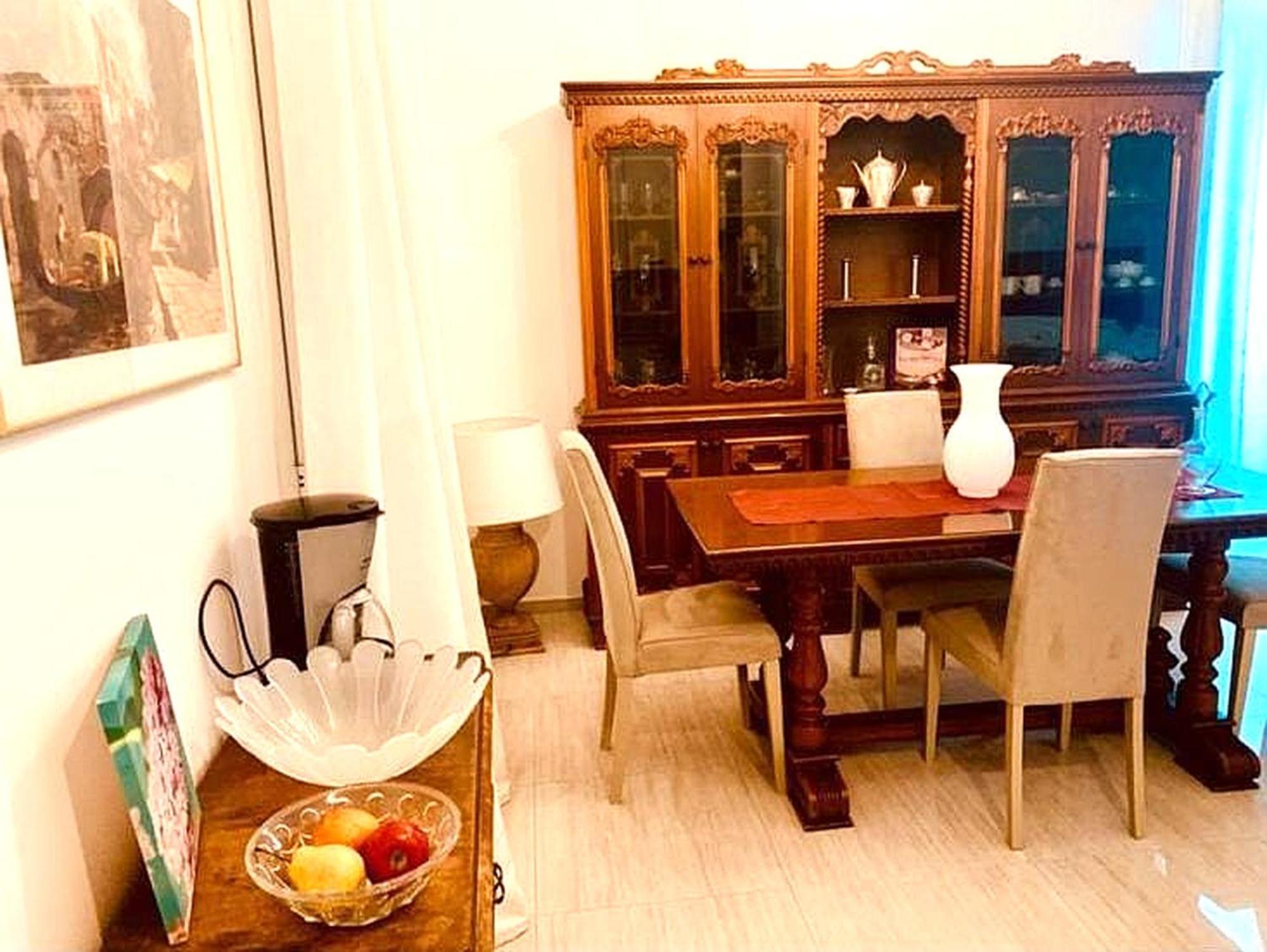 Queen Nadia Appartement *