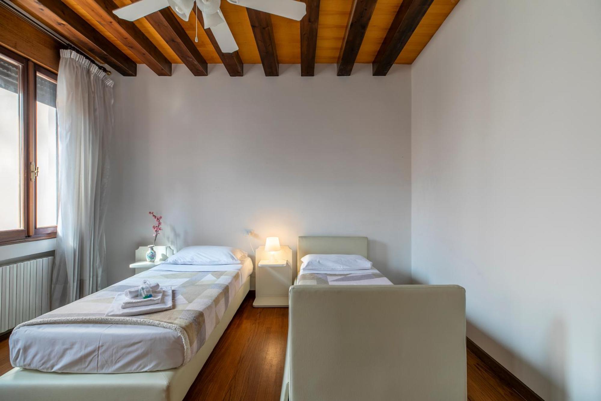 Giulia House