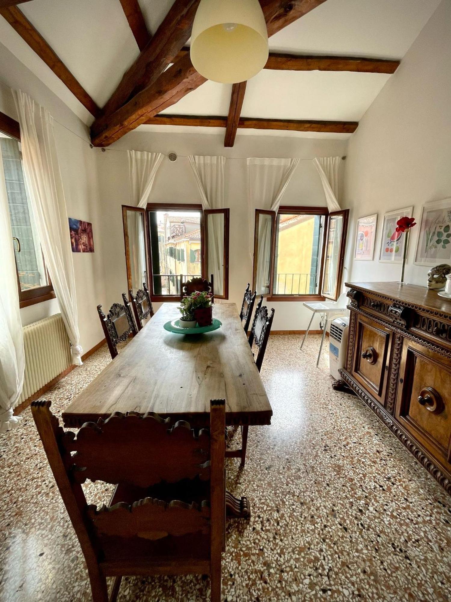 Ve-nice Giuffa C4834 Apartment