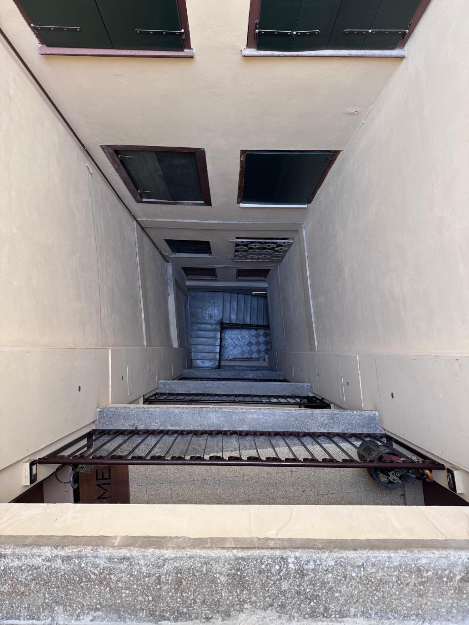 Lalux Apartment