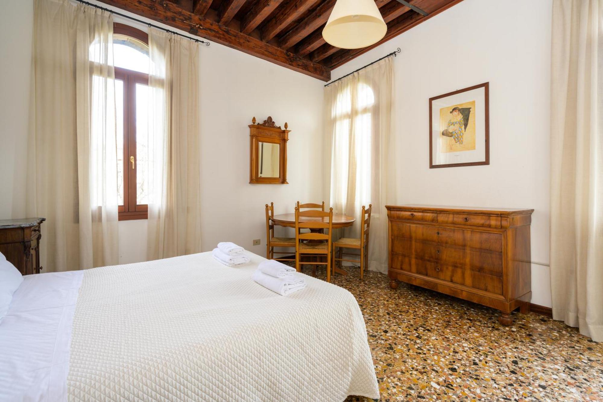 Apartment San Trovaso *