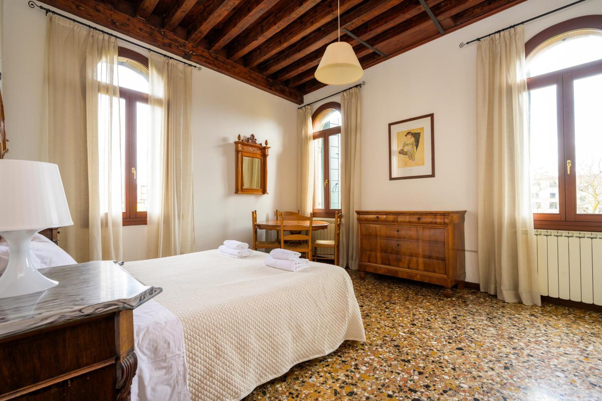 Apartment San Trovaso *