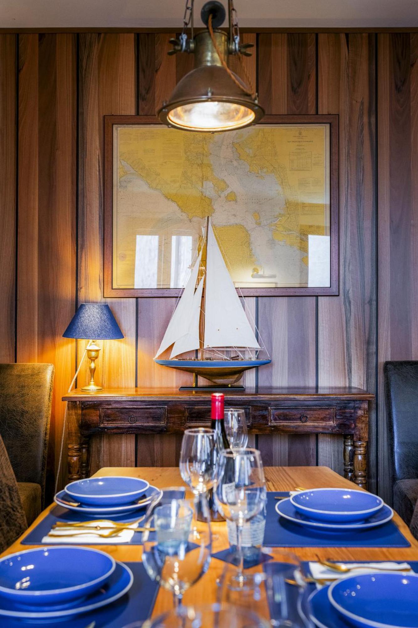 The Yacht House Canal View Appartement