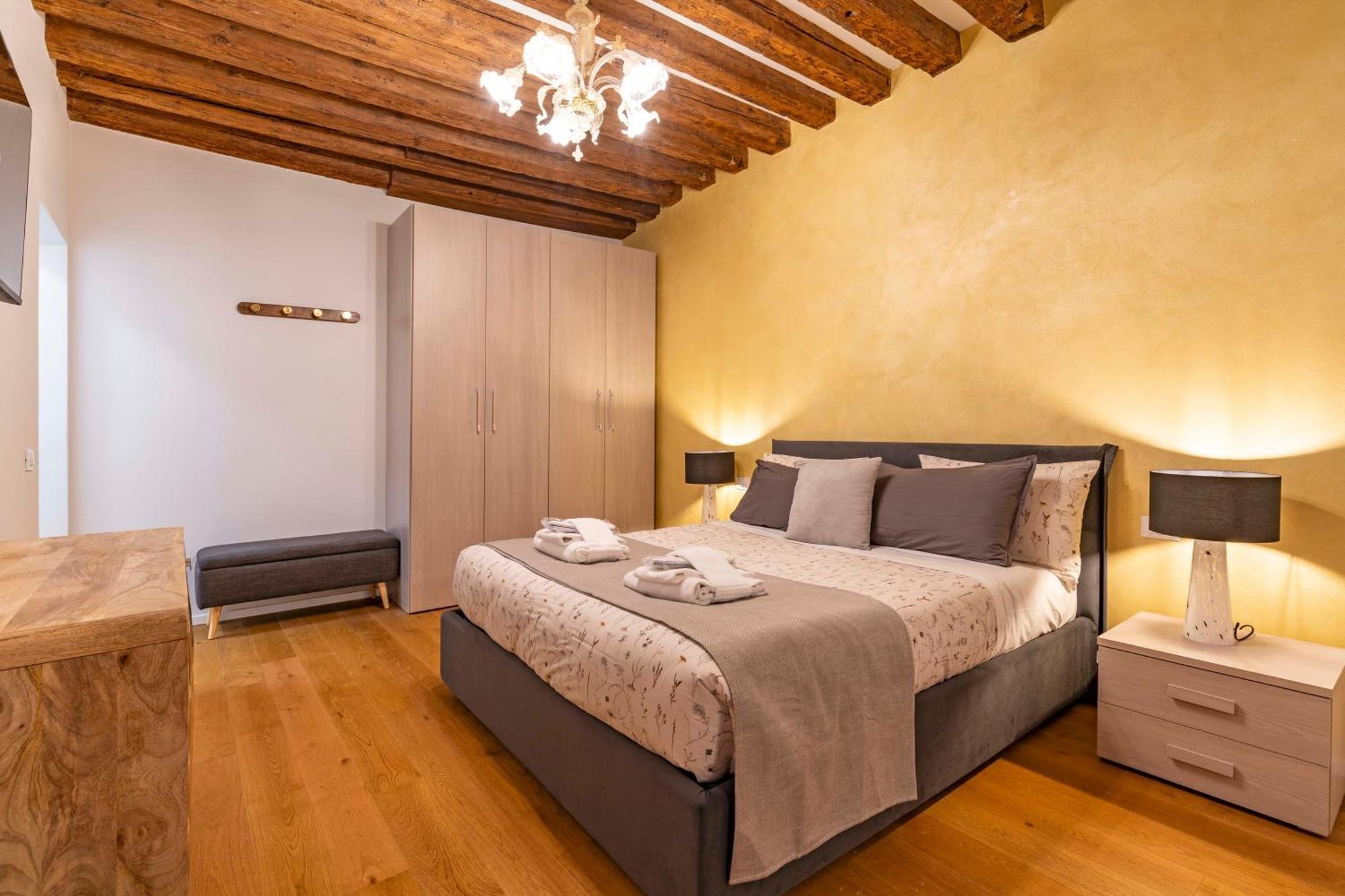G&s - Housevenice Center Venise