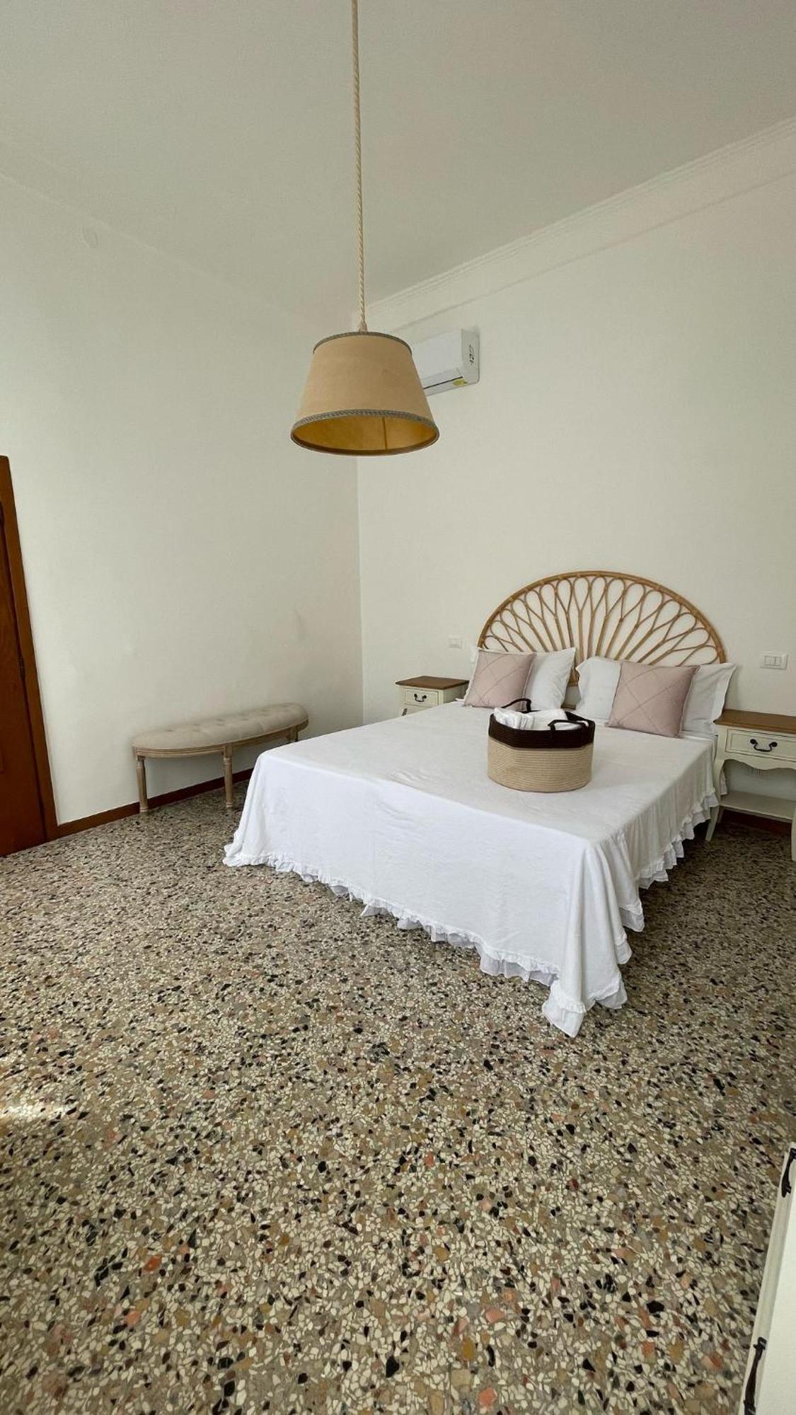 Residenza Stardust With Canal View