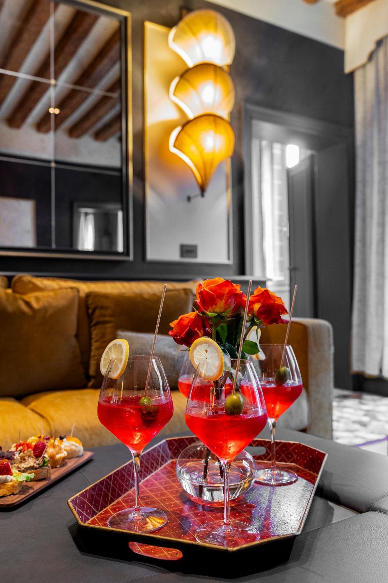 La Dimora Di Lady J Amazing Brandnew With 6 Luxury Bedrooms! Appartement Venise