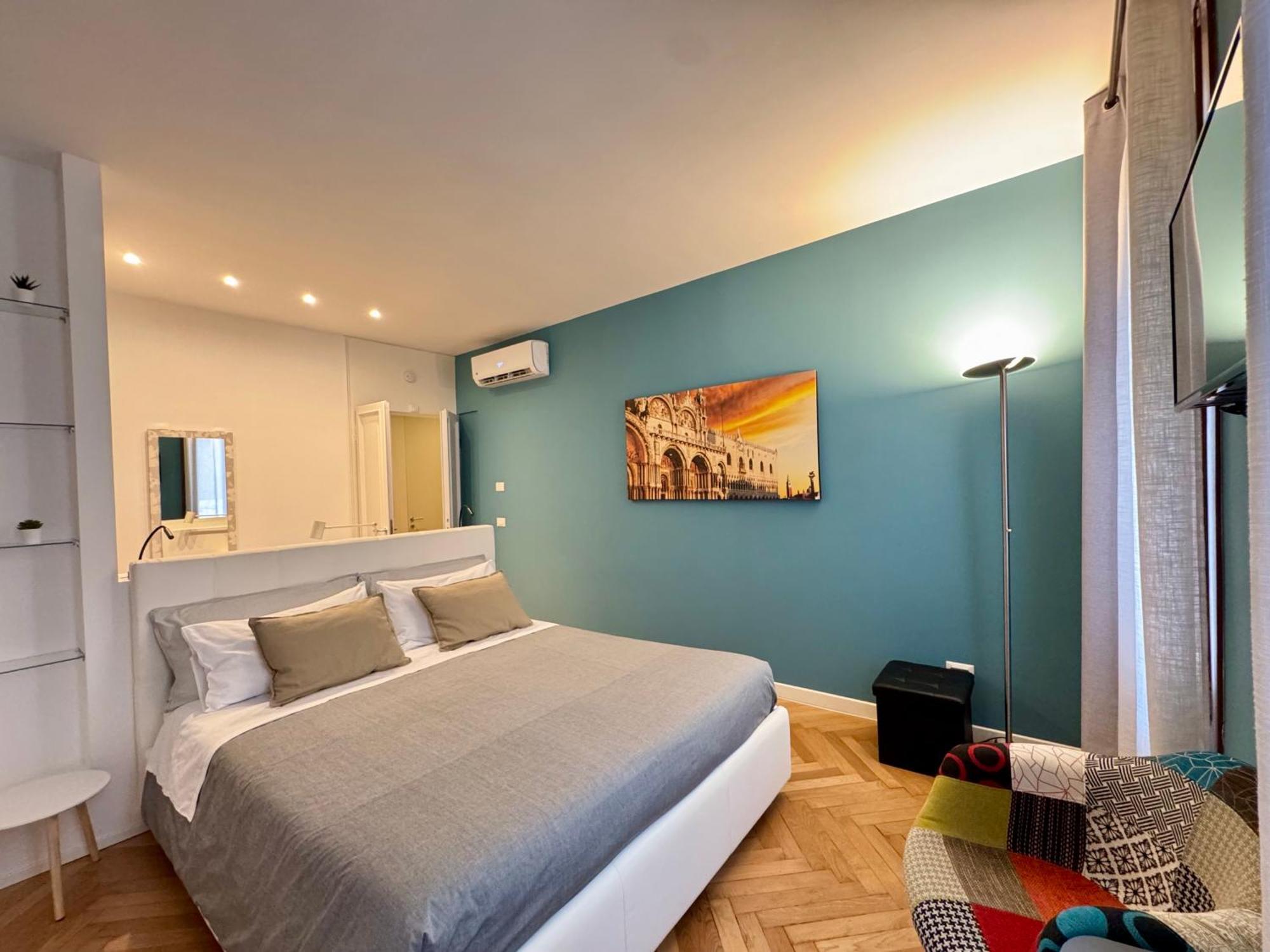 Apartment San Marco Luxury Steps From St Marks