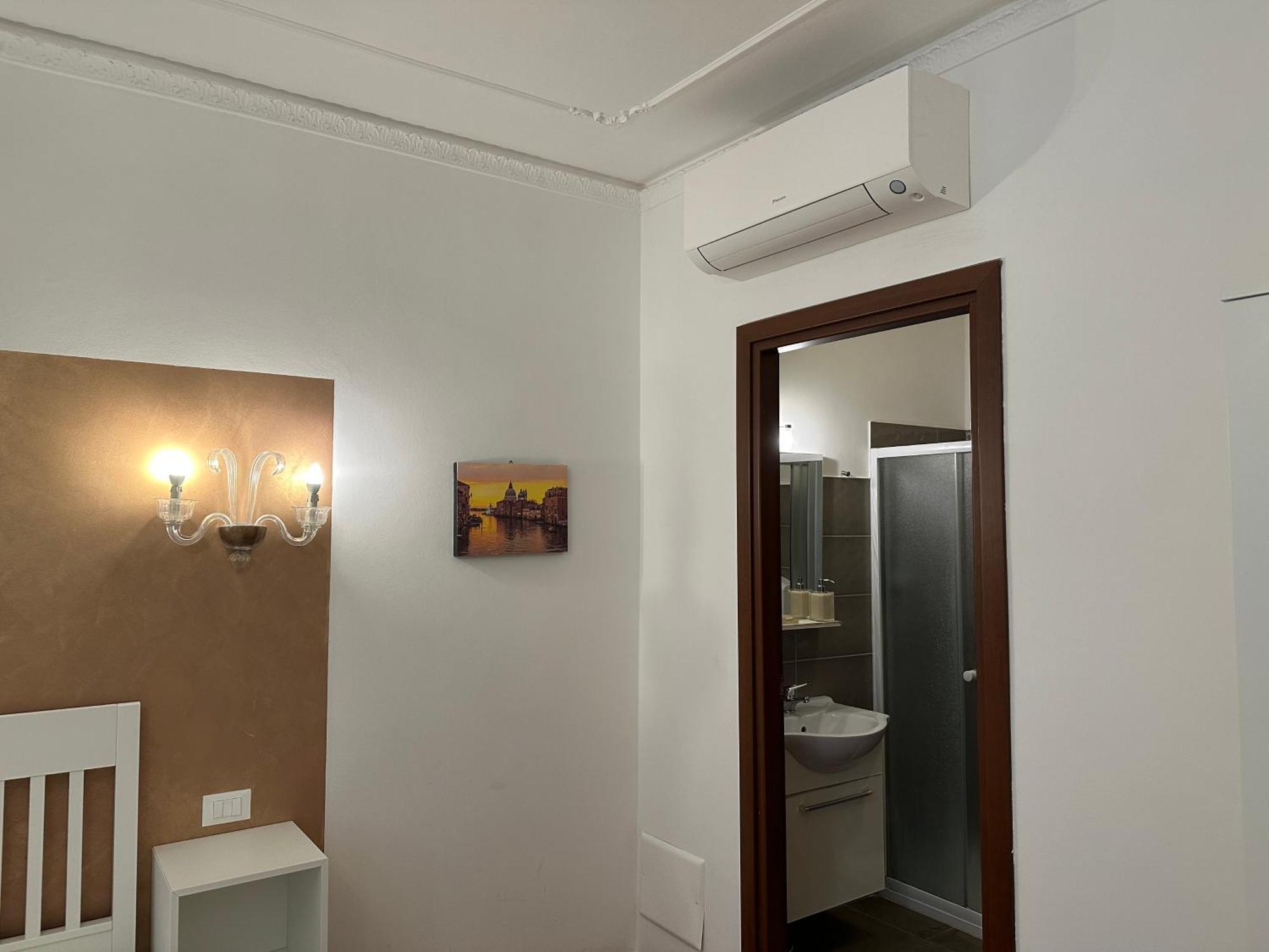 Venice Rooms Guest house *