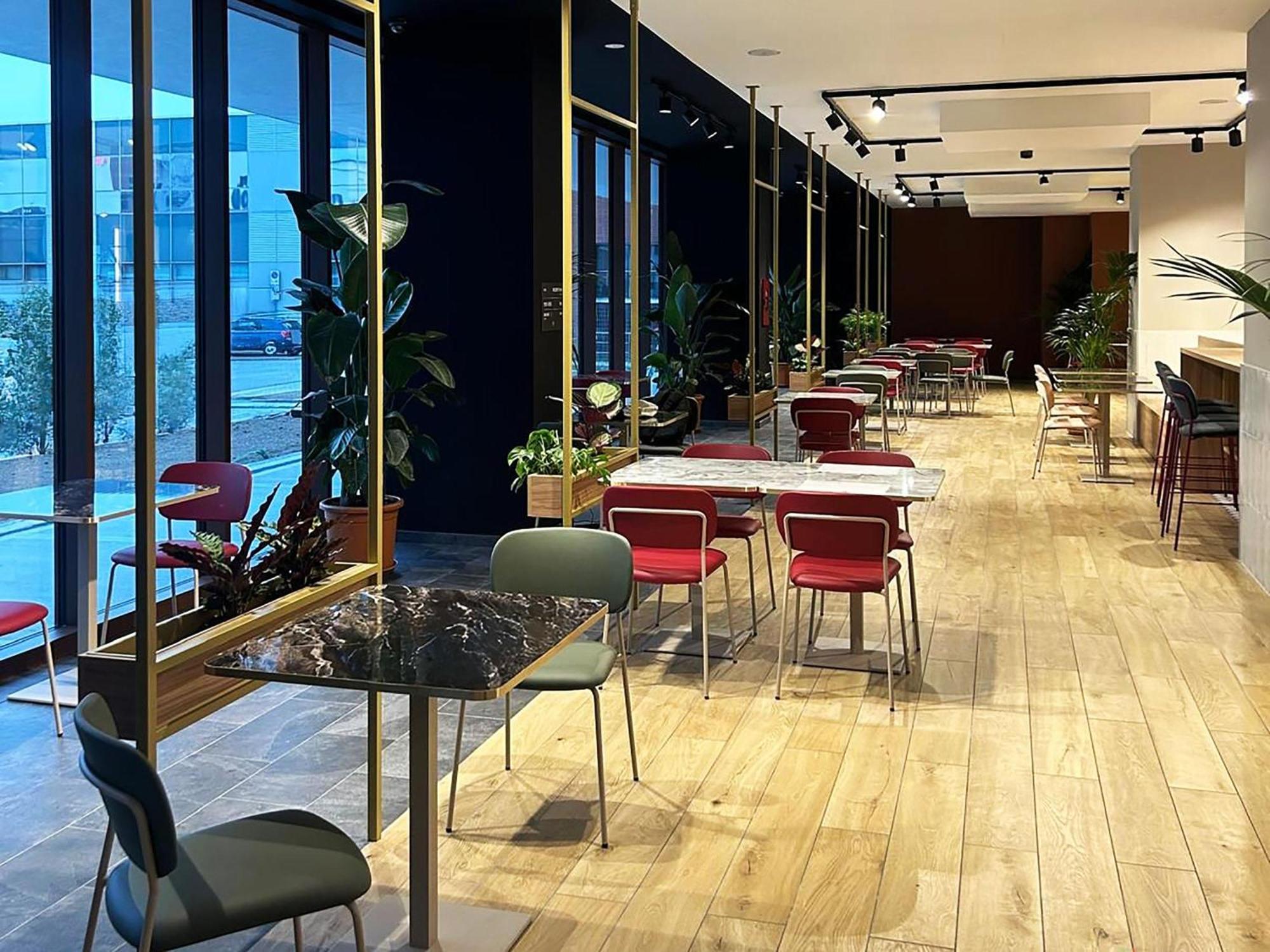 Hotel Laguna 3*