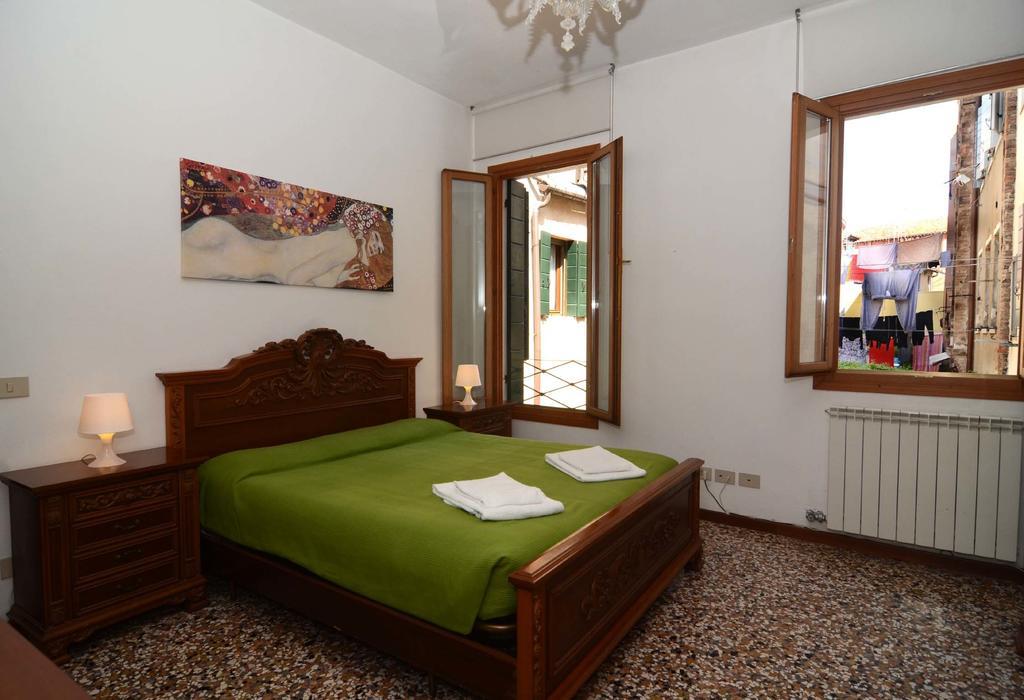 Classic House Apartment *