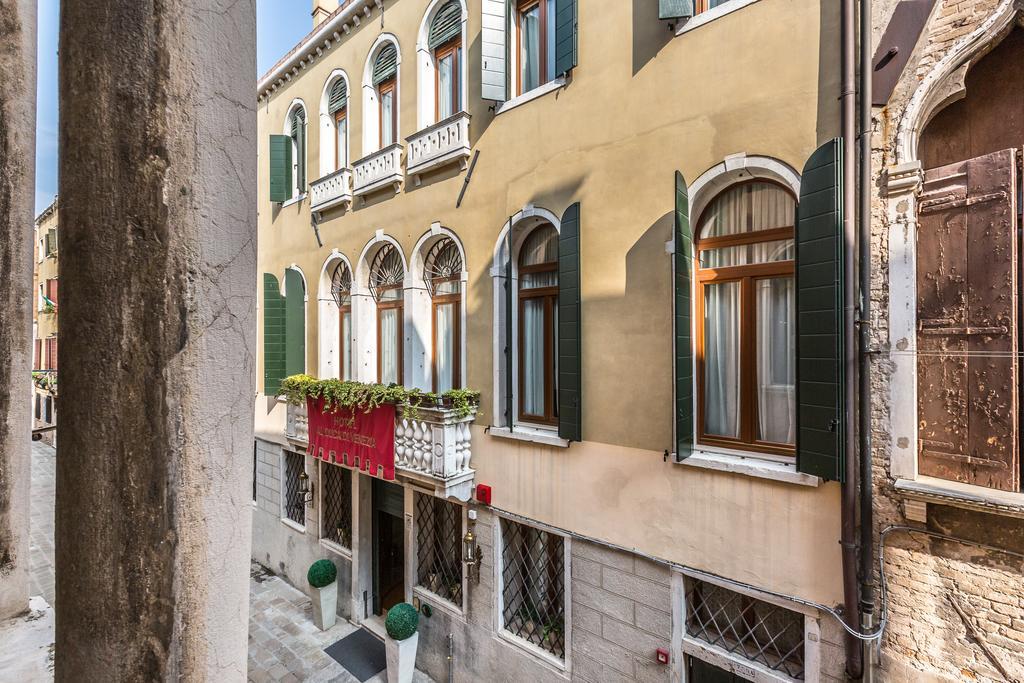 Ca' Del Monastero 3 Collection For 4 Guests With Lift Appartement Venetië