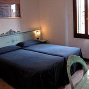 Ca' San Marcuola 1 Affittacamere