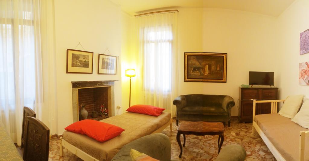 Minuetto Venice