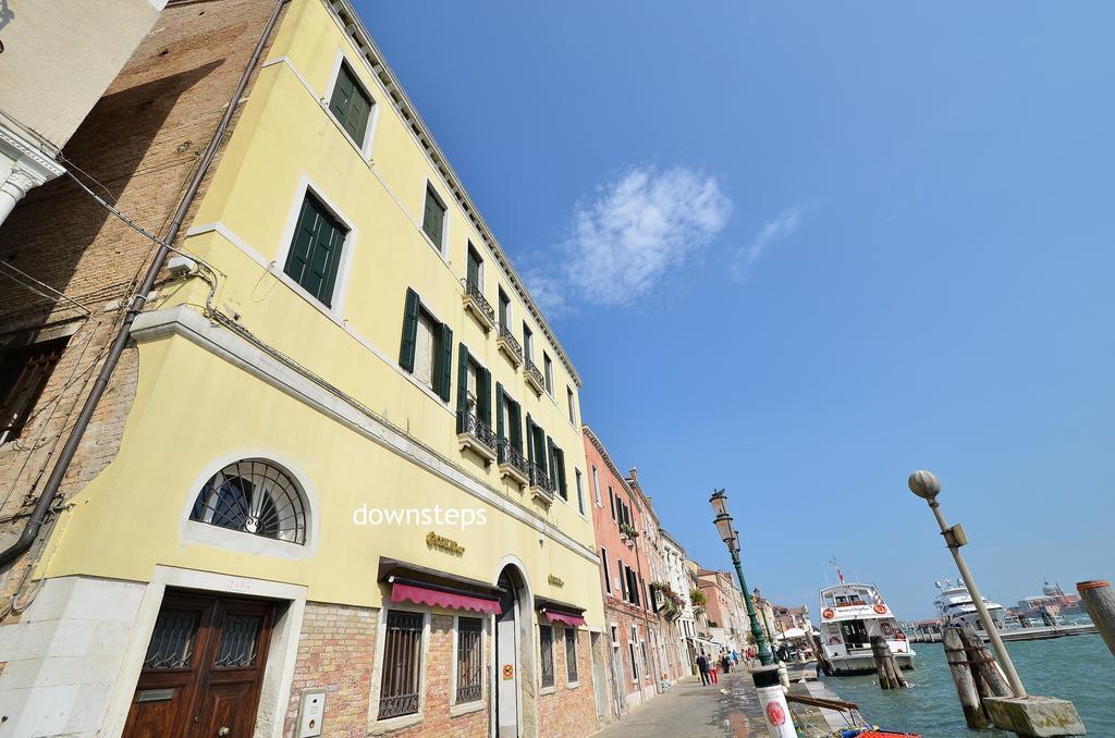 Patrizio Panoramic View *