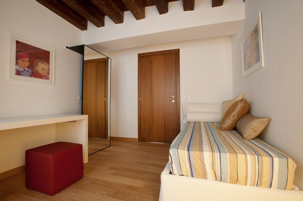 Appartement The Lion's House Apt1 *