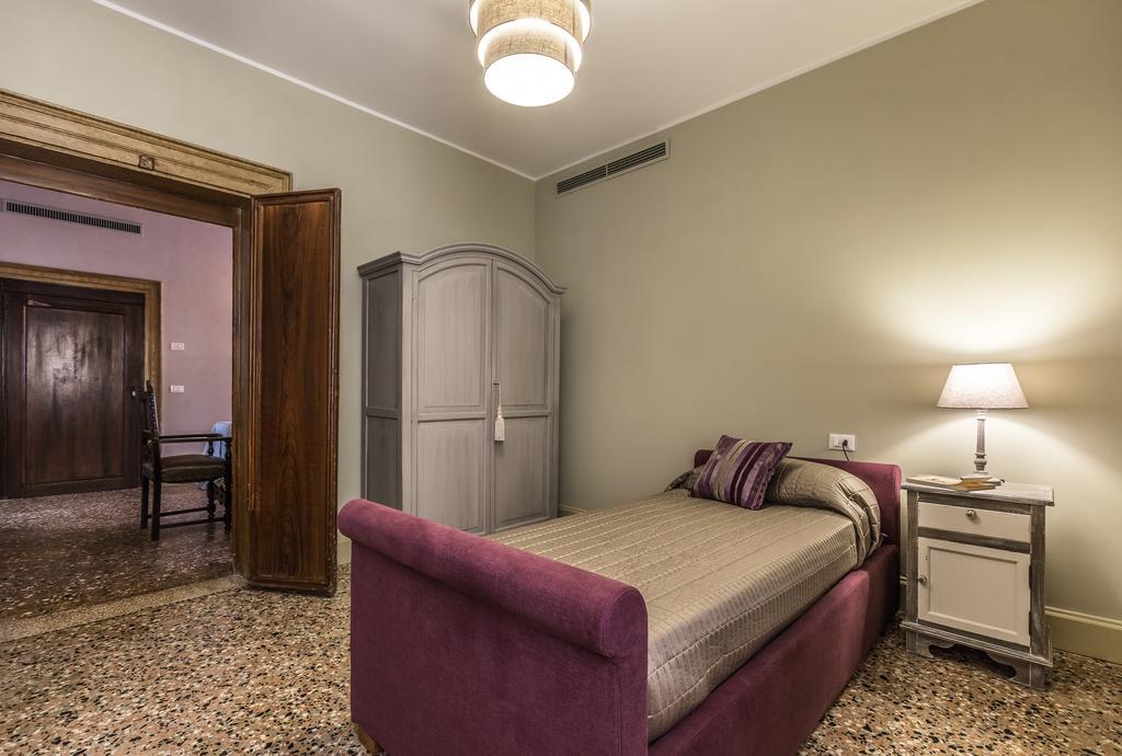 Appartement Palazzina Canal Venetië