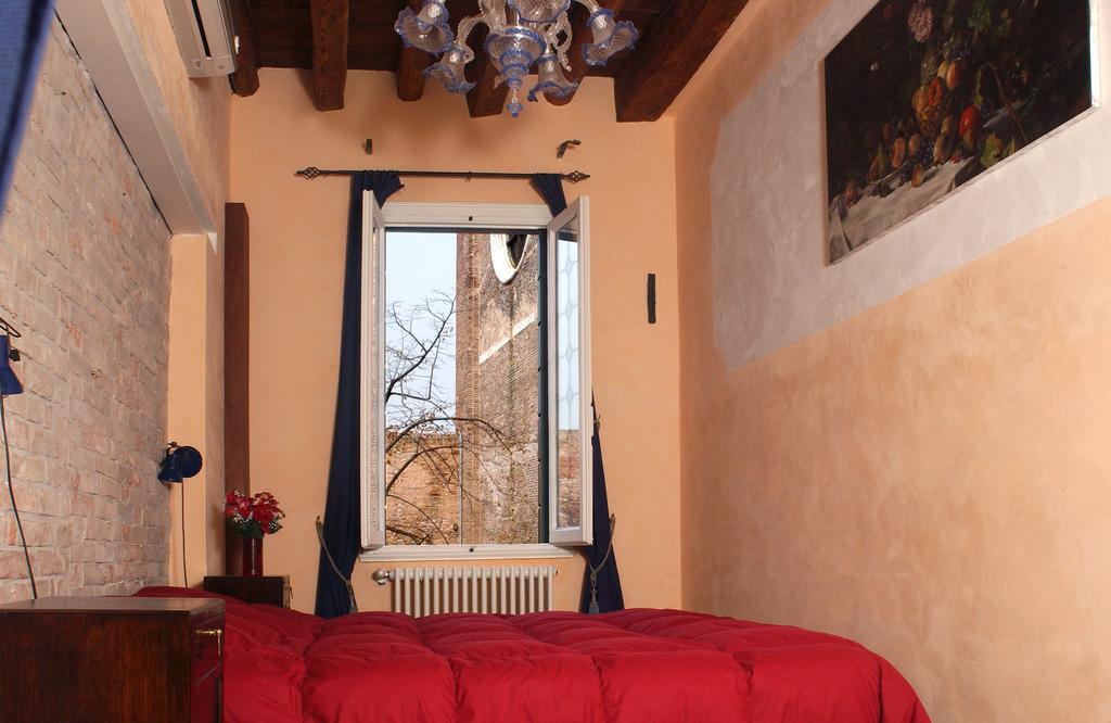 Ca Tornielli Apartment