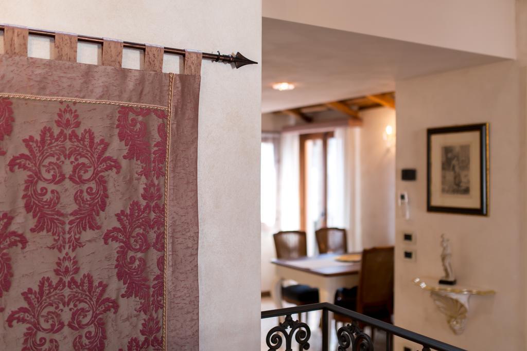 Appartement Ca Manzoni With Terrace Venetië