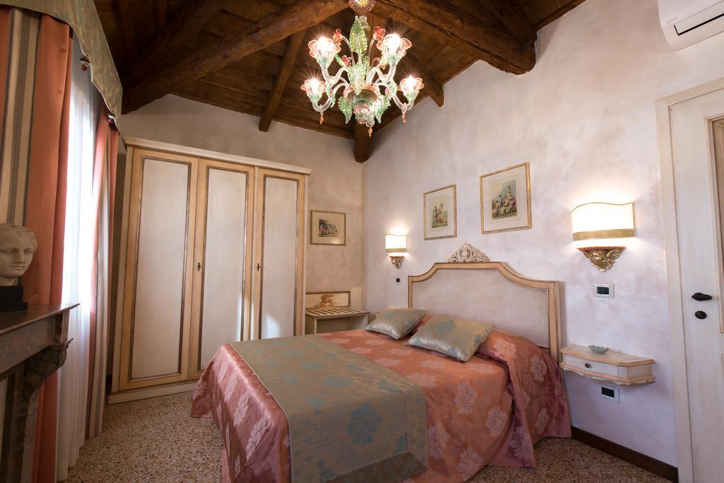 Ca Manzoni With Terrace Appartement *