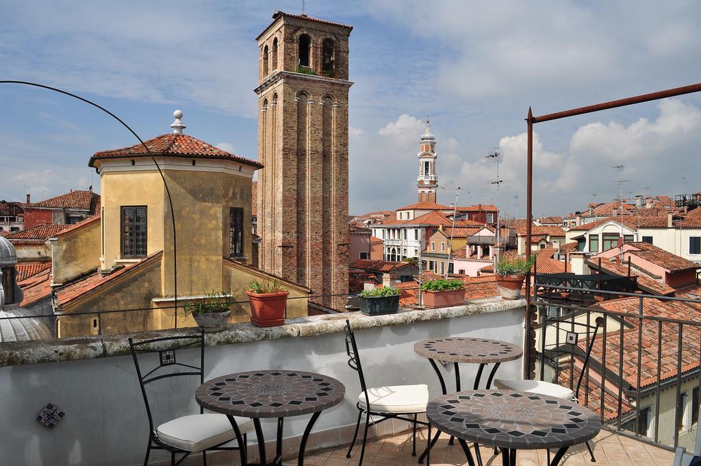 La Terrazza Dei Miracoli Bed & Breakfast *