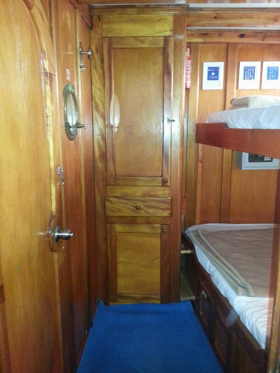 Botel Boat & Breakfast Caicco Freedom Venedig