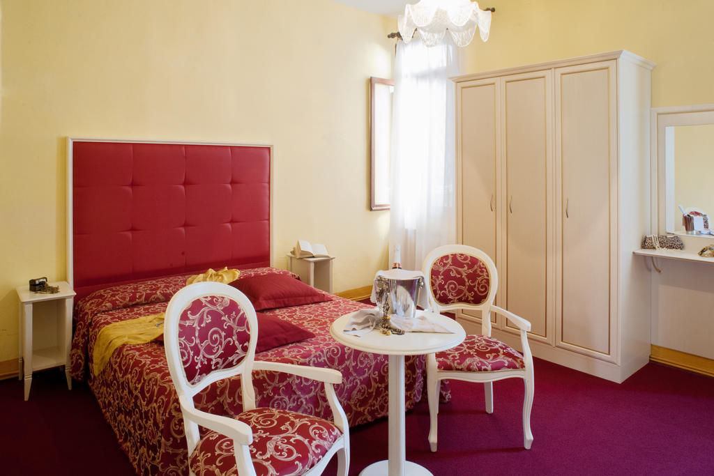Hotel Ih Salute Palace (adults Only) Venetië