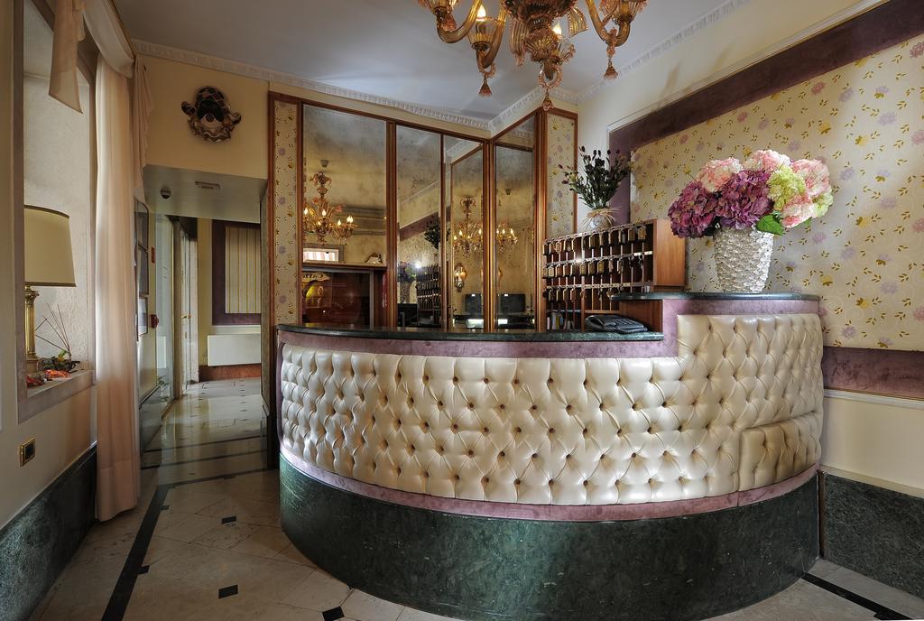 Hotel Arlecchino 3*