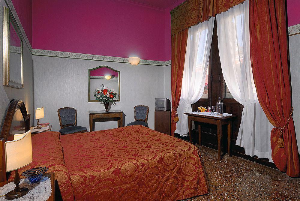 Hotel De L'alboro 3*