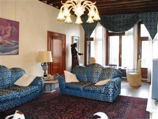 San Firmino Canal View Bed & Breakfast
