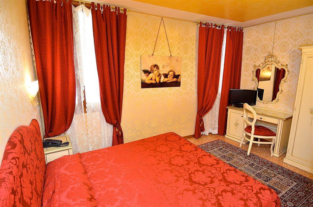 Residenza La Campana Gasthuis Venetië
