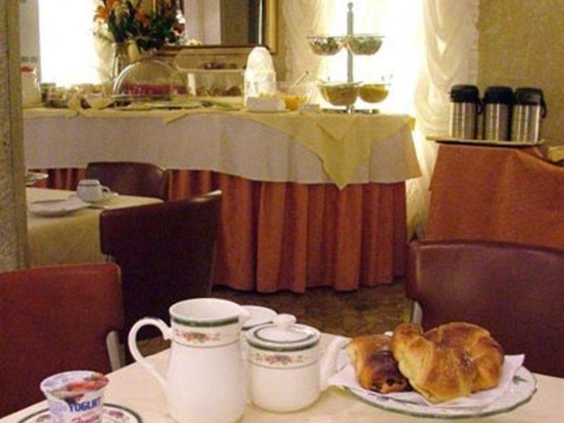 Hotel Ambassador Tre Rose Venise