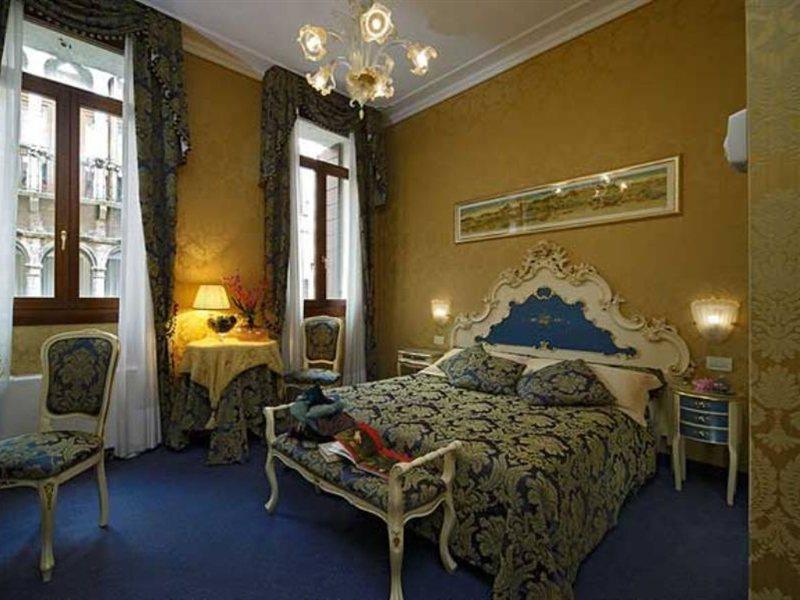 Hotel Becher
