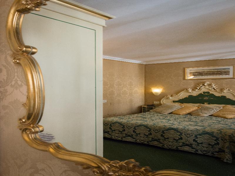 Hotel Becher 3*