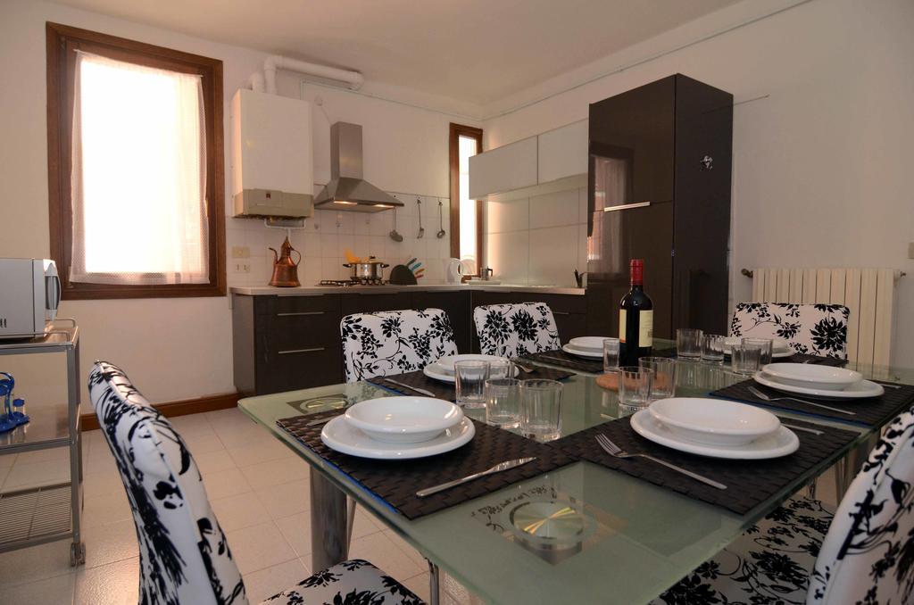 Speon Canal Views Wifi Appartement