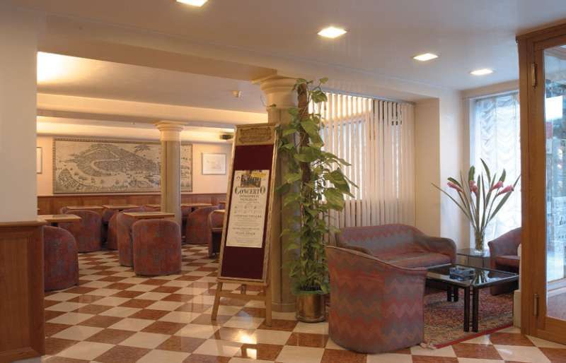 Hotel Commercio & Pellegrino