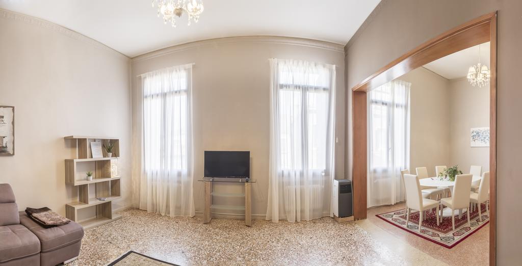 Apartment Grand Canal Palace With Lift Venice