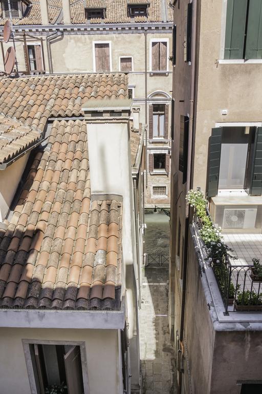 Grand Canal Palace With Lift Apartment *