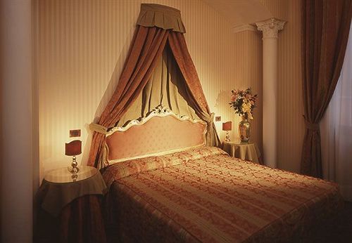 Hotel Kette 4*