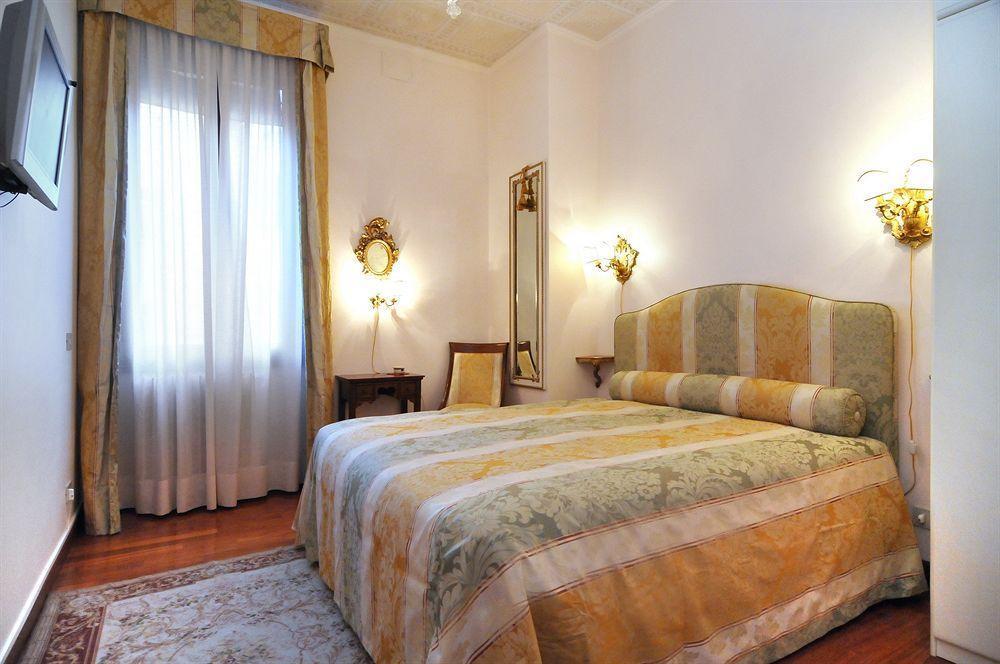 Cà Del Modena Couette-café 2*