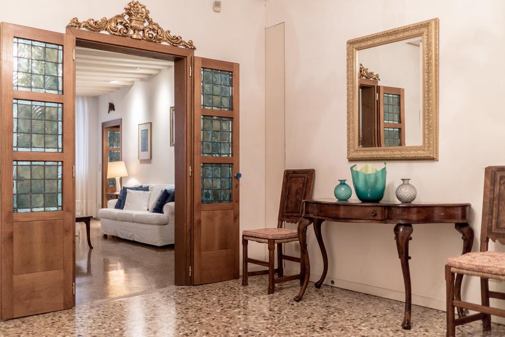 Accademia Terrazza Apartment Venice