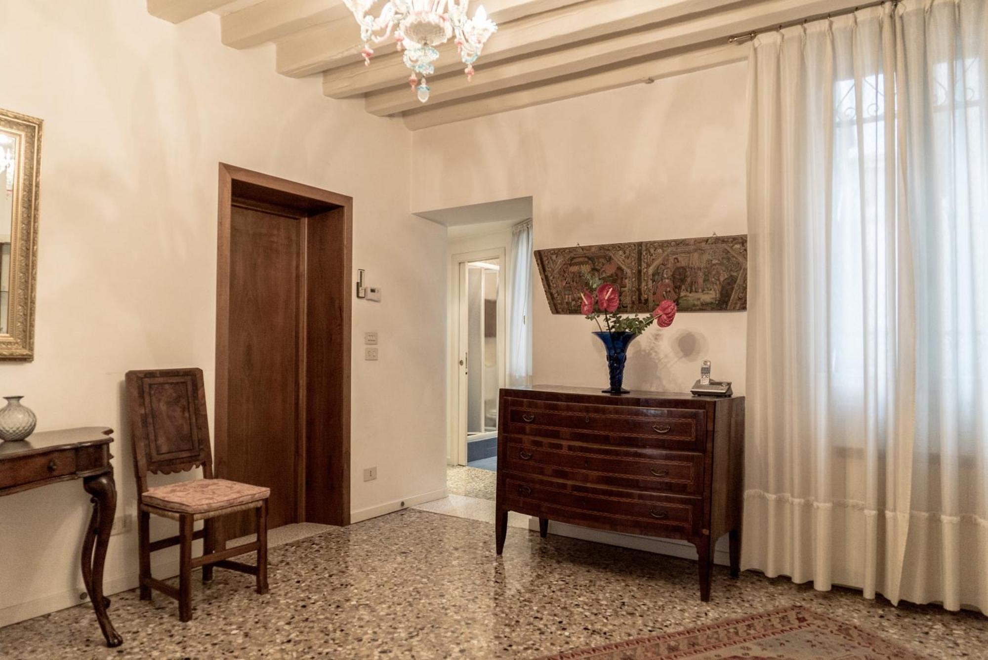 Accademia Terrazza Apartment