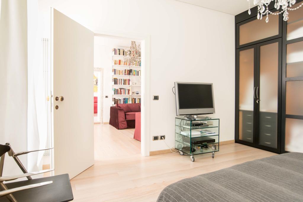Ghetto Modern Apt For 4,