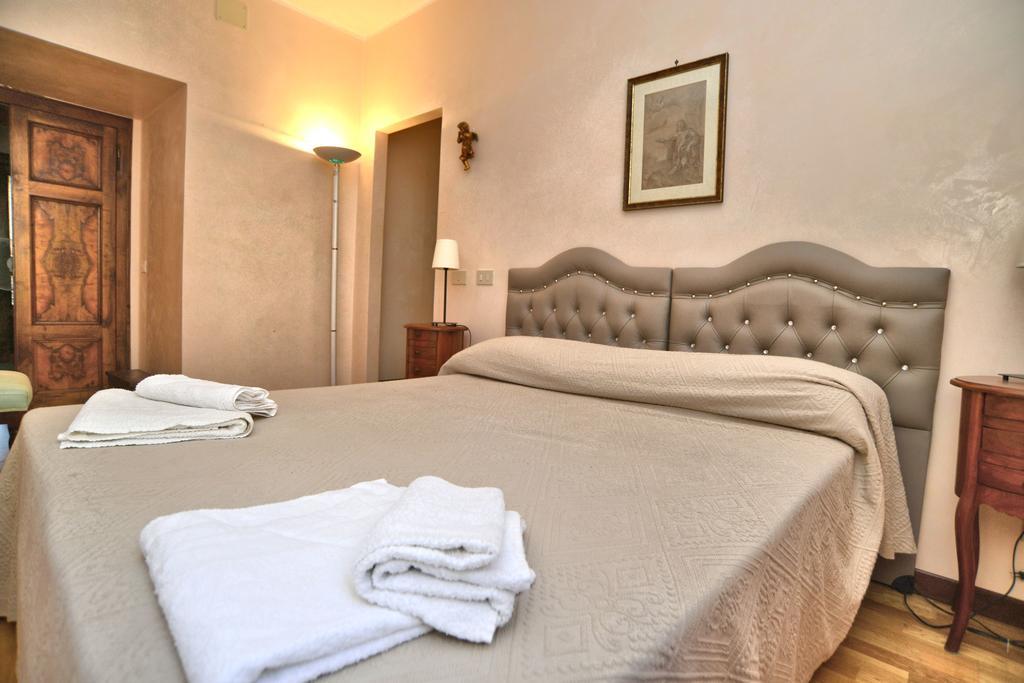 Biennale Apt Balcony Apartment Venedig