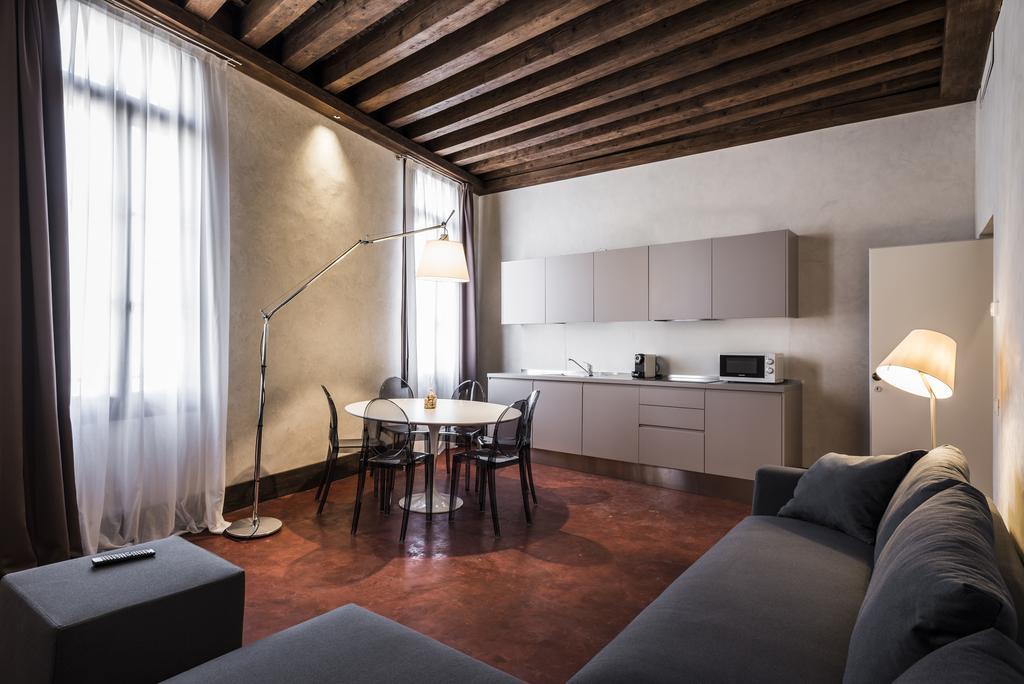 Myplace Campo Santa Margherita Venise