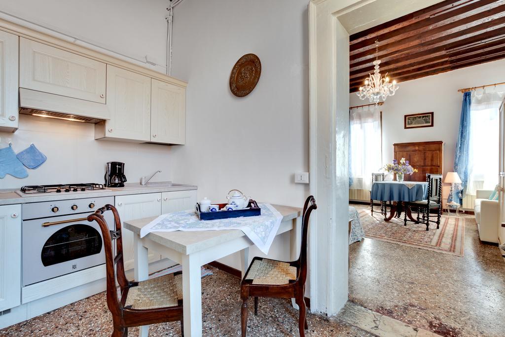 Ca' Badoer West Apartment