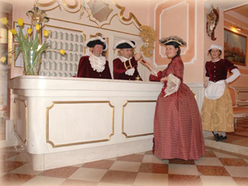 Canaletto Hotel 3*
