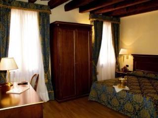 Dimora Dogale Maison d'hôtes 3*