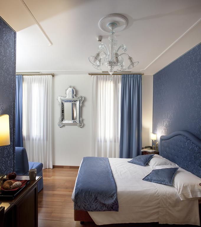 Ca' D'oro 3* Venetië